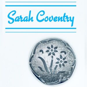 Vintage Sarah Coventry Silhouette Brooch Pendant